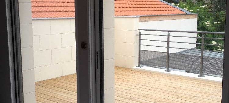 Pose baies coulissantes à galandage à Bordeaux