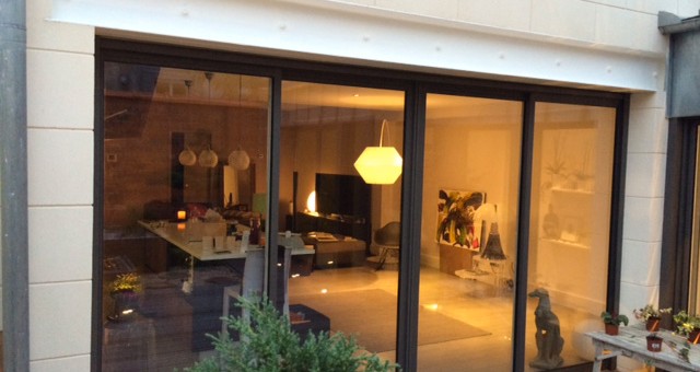 Pose d'une baie vitrée en aluminium 4 vantaux à Bordeaux